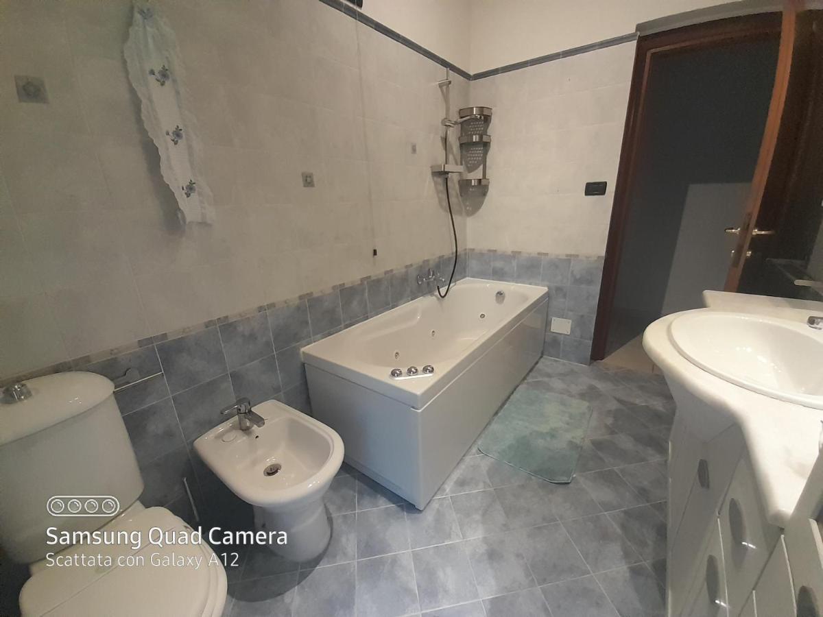 شقة La Casa Di Debby Parcheggio Wi-Fi , Aria Condizionata Gratuiti كابانّوري المظهر الخارجي الصورة